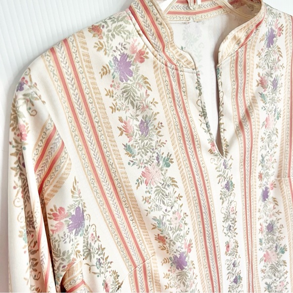 Vintage 1970s Prairie Boho Hoppie Floral Blouse - Picture 2 of 7